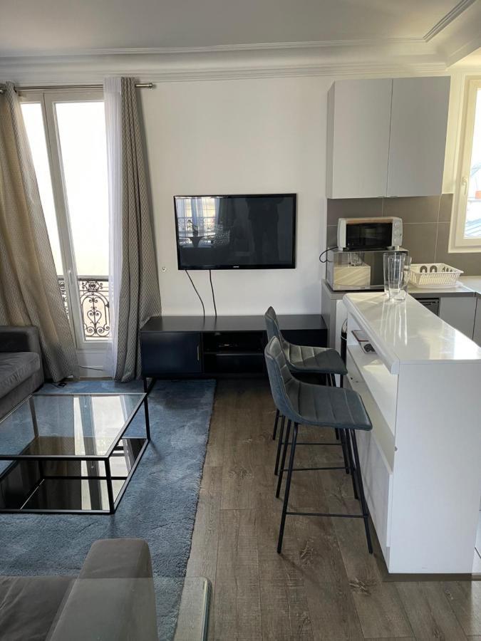 Beautiful Lincoln Apartment Париж Екстериор снимка